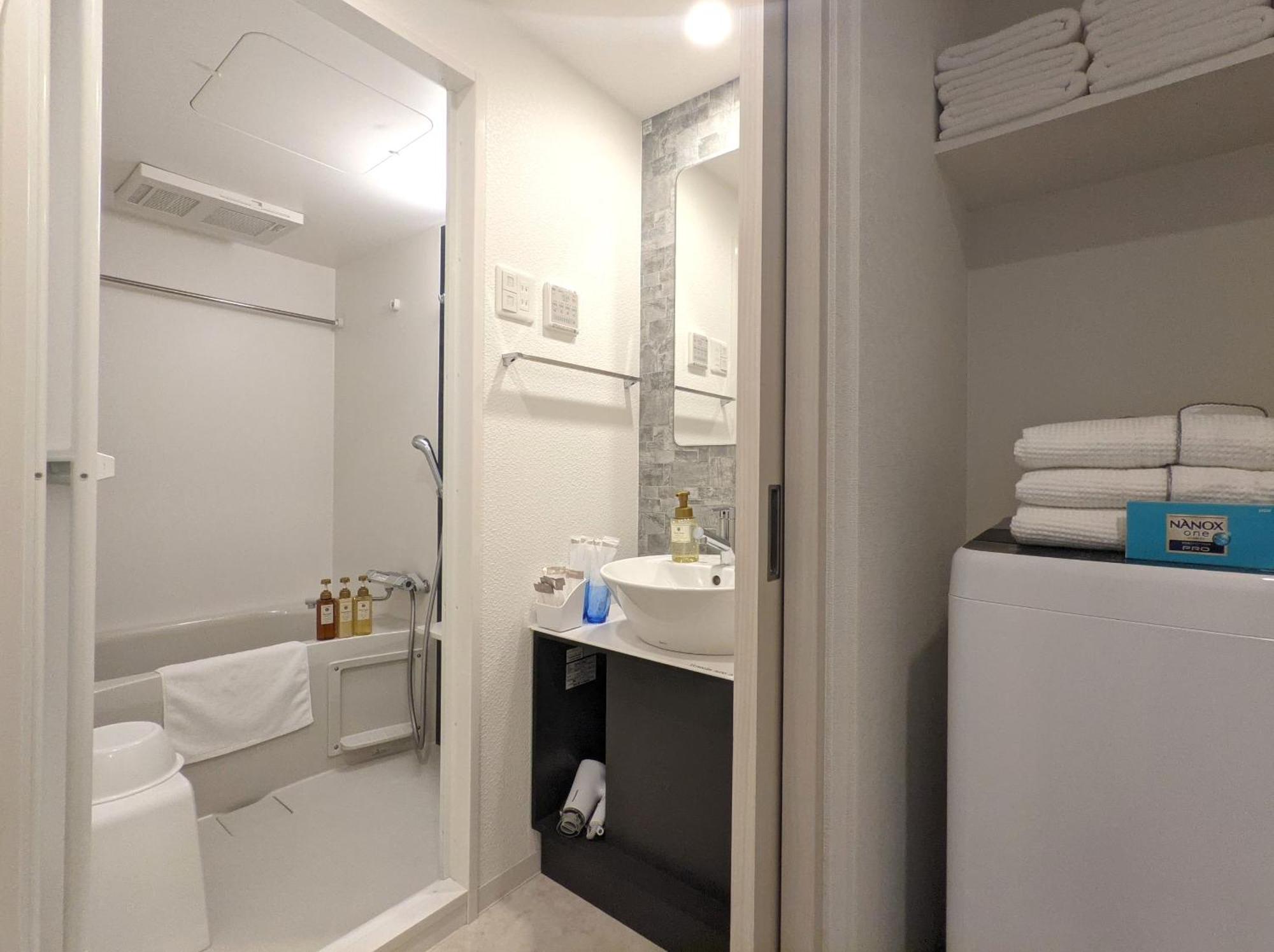 Eslead Hotel Osaka Nipponbashi Bagian luar foto